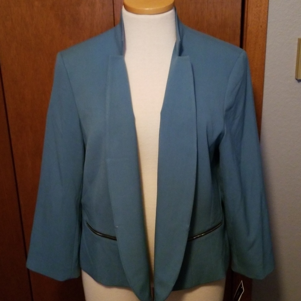 Nine West, Harbor Blue blazer with liner.